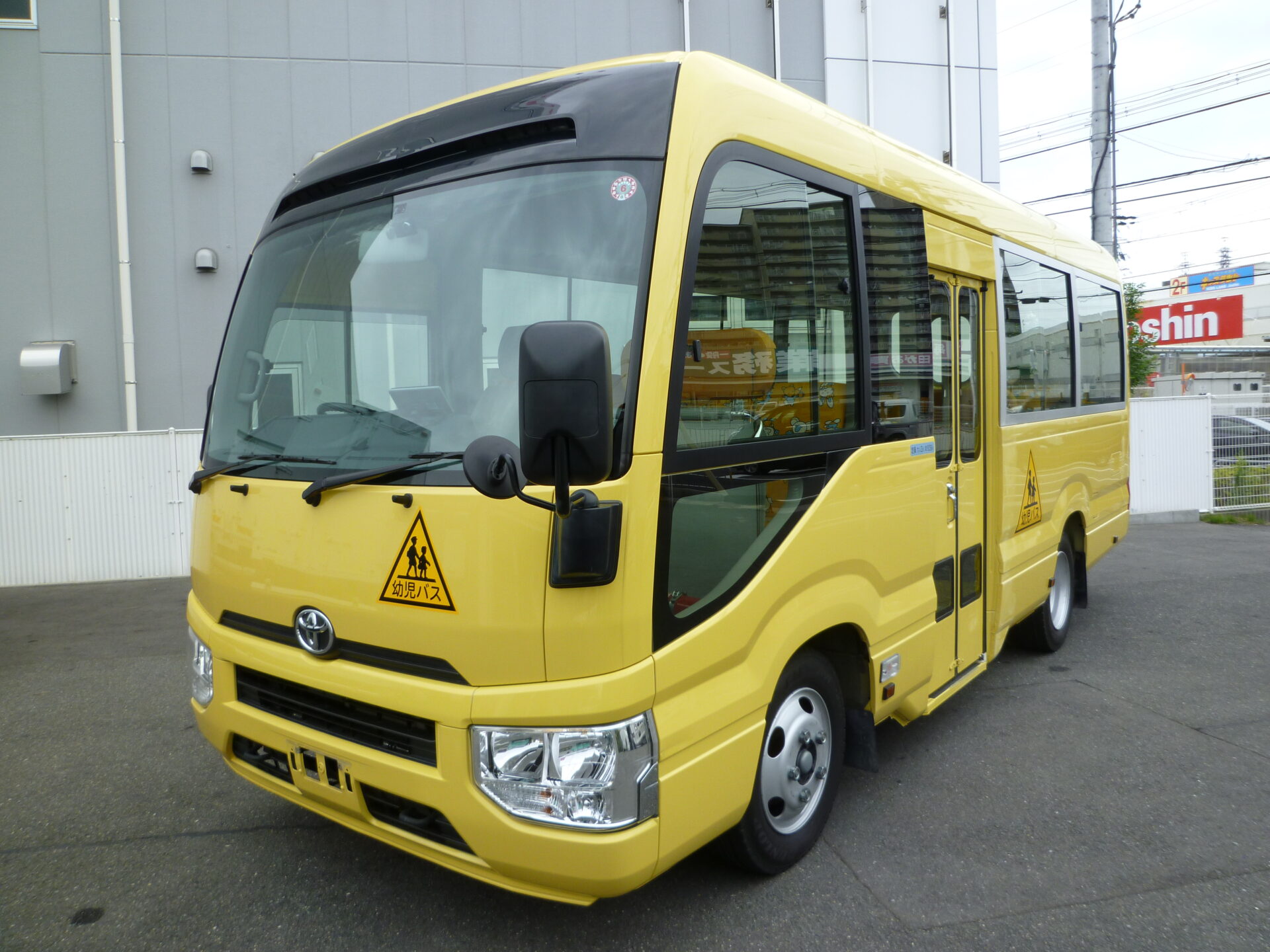 R2年 幼児バス AT 3+39/1.5人 車検有 | 大日自動車商会