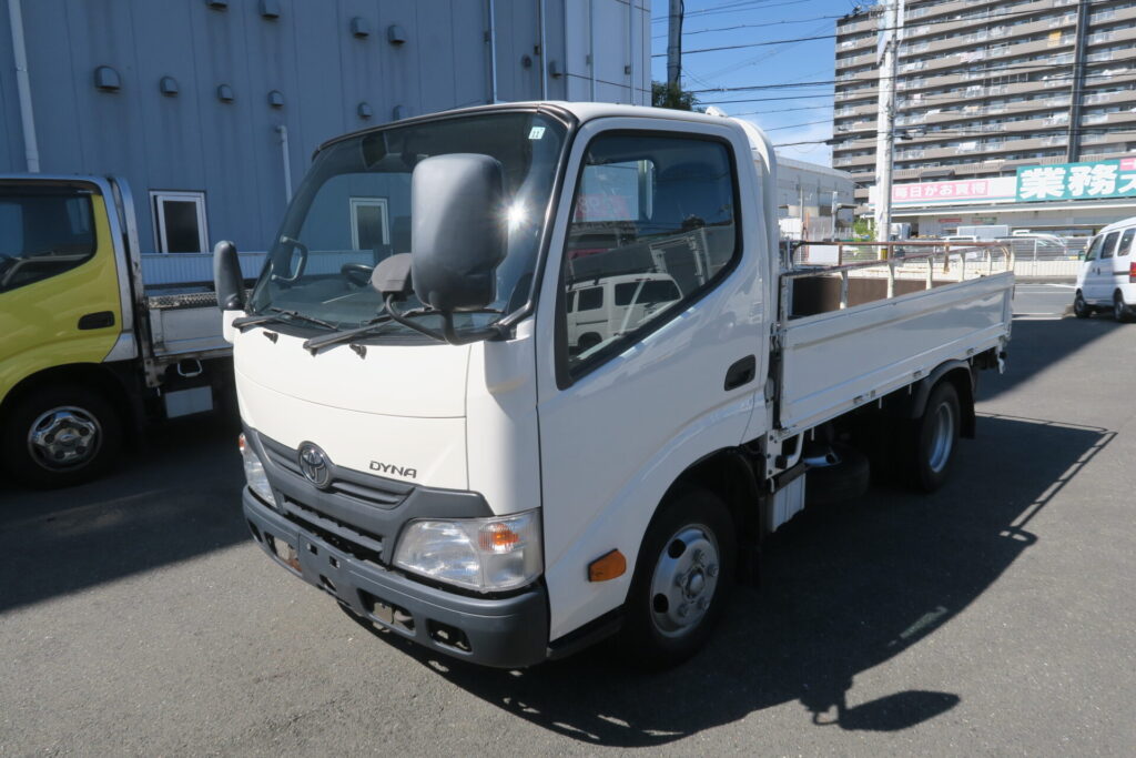 28年  AT車  10尺4ナンバー